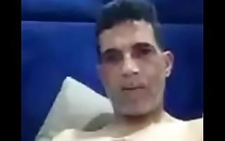Vidéo pornographique de Samir Siraoui scullion à (ACI Equipments) au Maroc voici son numéro WhatsApp :   212 673-713789