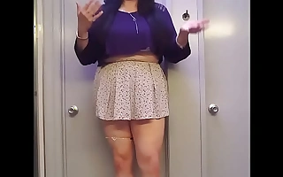 What Wide Do With A Four Dollar Skirt Outfit Video