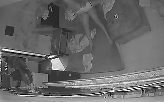 PINAY CAUGHT IN CCTV