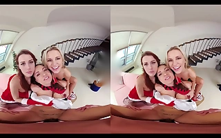 Czech vr 321 - unconforming full christmas foursome
