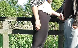 That guy is watching my Bosom while i give him a HANDJOB outdoors, why did That guy CUM so fast?
