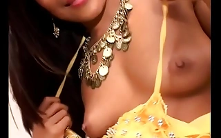 Indian bimbo spreads legs and gets hot bonking from dude not susceptible love-seat
