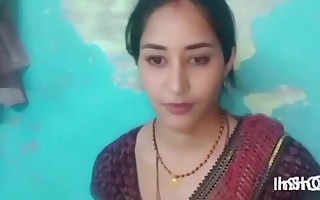 घर में रह रहे किरायेदार ने मकान मालिक की जबान लड़की को अकेला पाकर उसकी चुदाई की