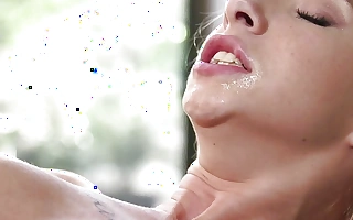 Kenzie waits for stepdaddy to cum